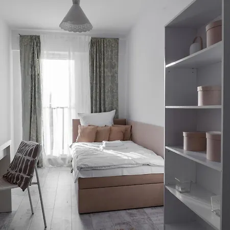 Cityscape By Uniquerent Apartment
